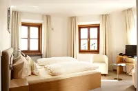 Hotel Blauer Bock โรงแรมใกล้วิหารอาซัม