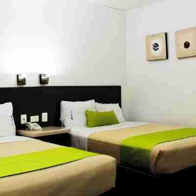 Global Express Hotel Escarcega Rooms