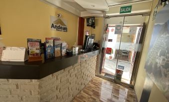 Hotel Andean Host Inn