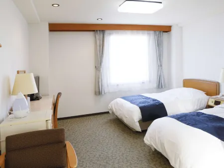 Gran Hotel Отели рядом со станцией JR Shingu station