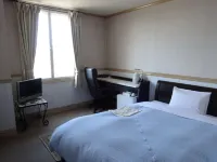 Princess Court Hotel Hotels near Amida-ji Temple