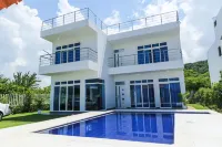 Beach Cabin Near Barranquilla TERRAVERDE ECOCAMPING周辺のホテル