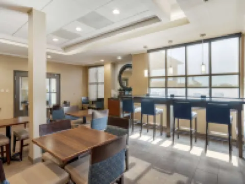 舒適套房酒店 布萊斯維爾酒店