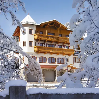 Alpenherz Hotel Garni فنادق في Gerlos