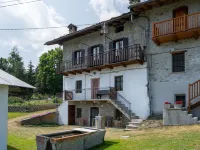 Vetan Riserva Naturale Côte de Gargantua附近的飯店