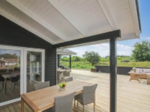 "Heriest" - 1.2km from the Sea