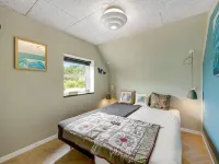 "Thorid" - 800m from the Sea - Homestays