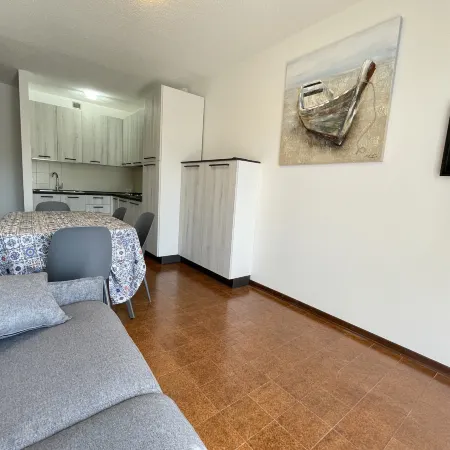 Apartment for Six with Shared Pool