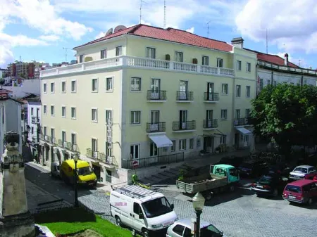 Hotel Torres Novas Отели в г. Golega