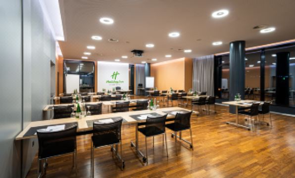 Holiday Inn ZÜRICH - MESSE by IHG