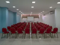 貝朗普雷圖毛利奧比亞吉宜必思尚品飯店