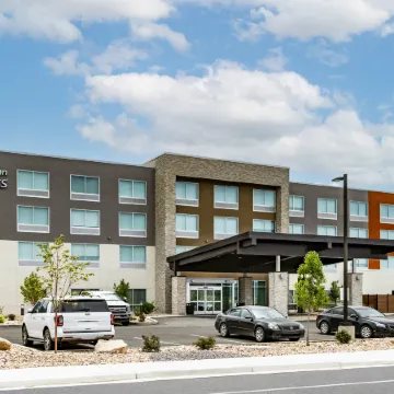 Holiday Inn Express & Suites NEPHI by IHG
