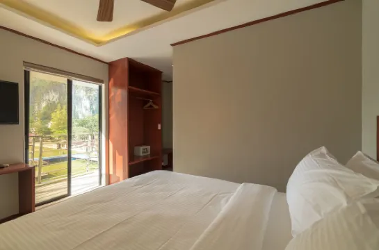 Coral Cliff Hotel Photos