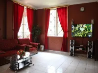 Villa Kota Bunga Sakura Hotels in Pacet