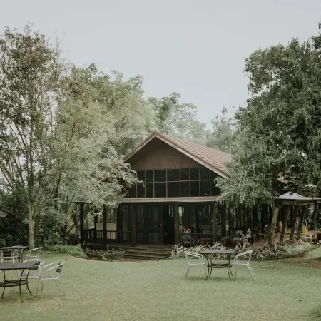 Green Forest Resort & Wedding Отели рядом с достопримечательностью «Лембанг BBPP»