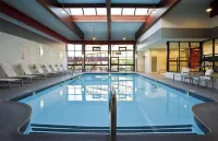 DoubleTree by Hilton Boston - Westborough - Pools