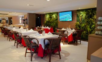 Atlântico Praia Hotel