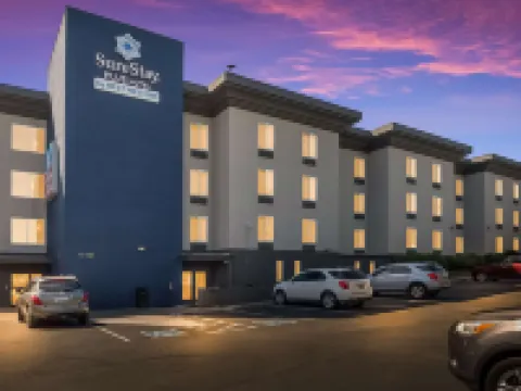 โรงแรม Surestay Plus โดย Best Western Seatac Airport โรงแรมในซีแทค