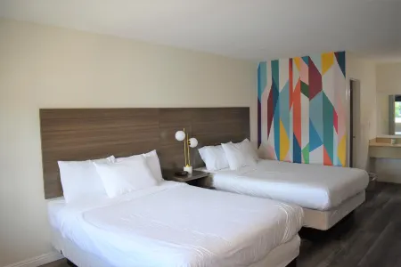 阿納海姆正門簽名飯店