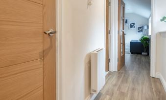 Basingstoke Town Center Serviced Apartments by Firoz Property Management