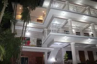 Massa the Holiday Beach Resort فنادق في Sarane Nandgaon