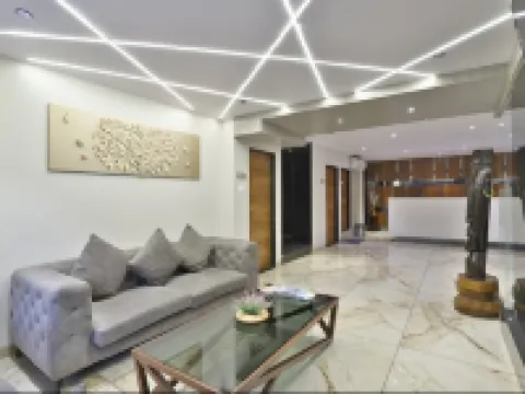 Hotel Avalon Hotéis em Surat