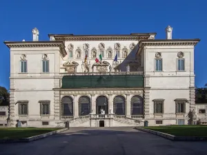 Rocco Forte Hotel De Russie