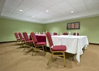 Holiday Inn Express Cincinnati West