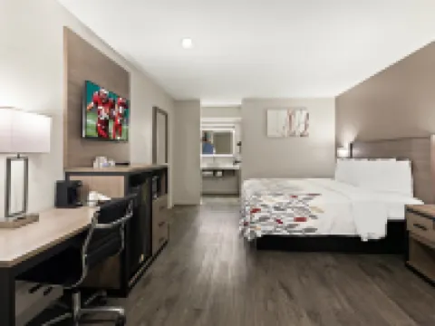 Red Roof Inn & Suites Monroe, NC Hotels in Monroe