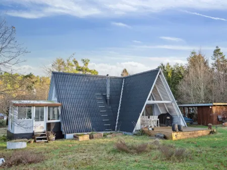 "Kierulf" - 6.6km from the Sea