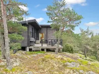 Villa Henry Hoteles cerca de Faro de Bengtskär
