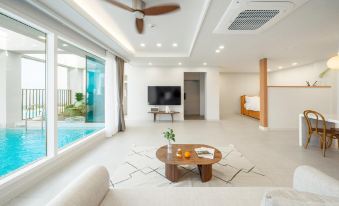Hoho Yongdam Pool Villa