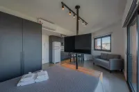 LIV - Apartamento 1102 Hoteller i Petrópolis