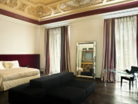 羅瑪諾豪斯酒店 卡塔尼亞省酒店