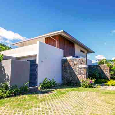 Marguery Villas - Black River Hotel Exterior