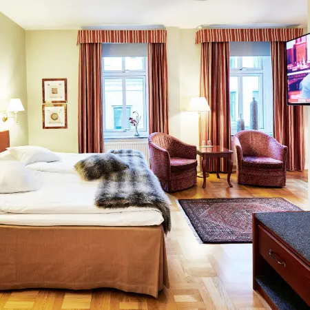 Hotel Royal Отели рядом с достопримечательностью «Стадион «Уллеви»»