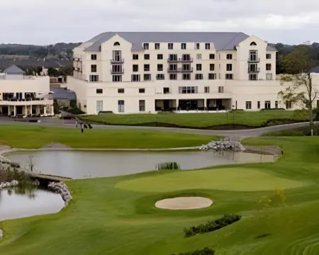 奈克斯布魯科高爾夫度假酒店 特里姆酒店