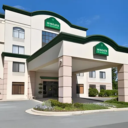 Wingate by Wyndham Raleigh Durham / Airport