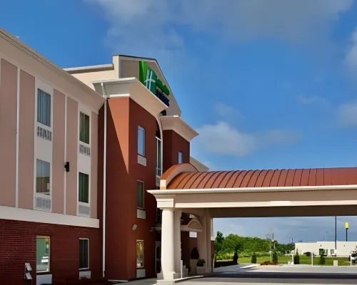 Holiday Inn Express & Suites CUT OFF - GALLIANO by IHG Hotels in Lafourche Parish