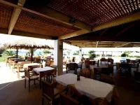 Plaza Beach Hotel - breakfast