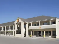 Super 8 by Wyndham Woodward