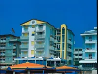Unico Hotel Caorle Hotels near Luna Park