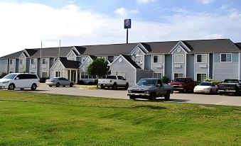 Motel 6 McAlester, OK