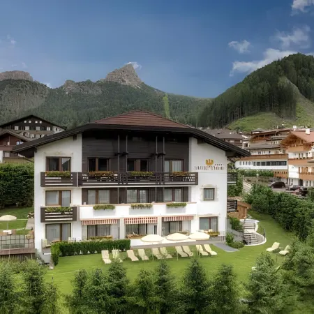 Hotel Tyrol