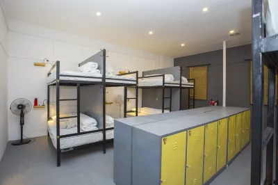 Yakety Yak Hostel Hotels in 