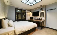 Yeosu 1st Avenue Hotel - Bintang 3