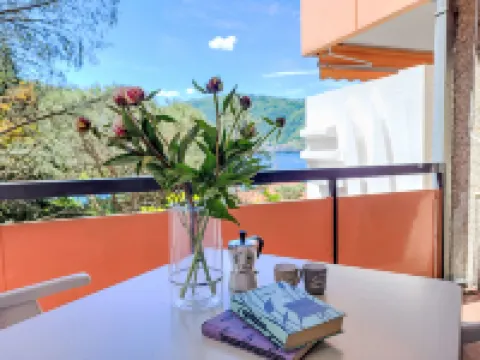 Lago di Lugano Relax Apt.604 Ξενοδοχεία στην πόλη Bissone