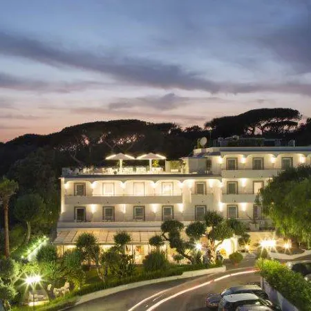 Hotel Marad