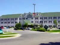 Holiday Inn Express & Suites Omaha - 120TH and Maple Các khách sạn ở Bennington