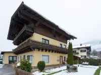Exclusive Panoramic Apartment in Niedernsill